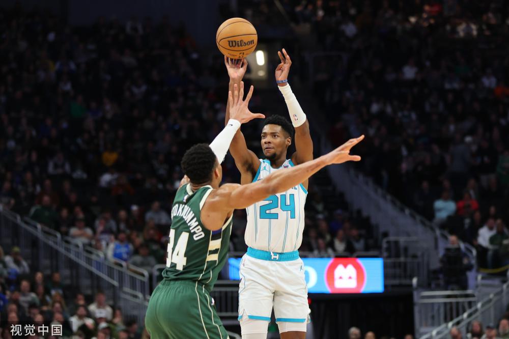 瑞士中场在 瑞士中场在