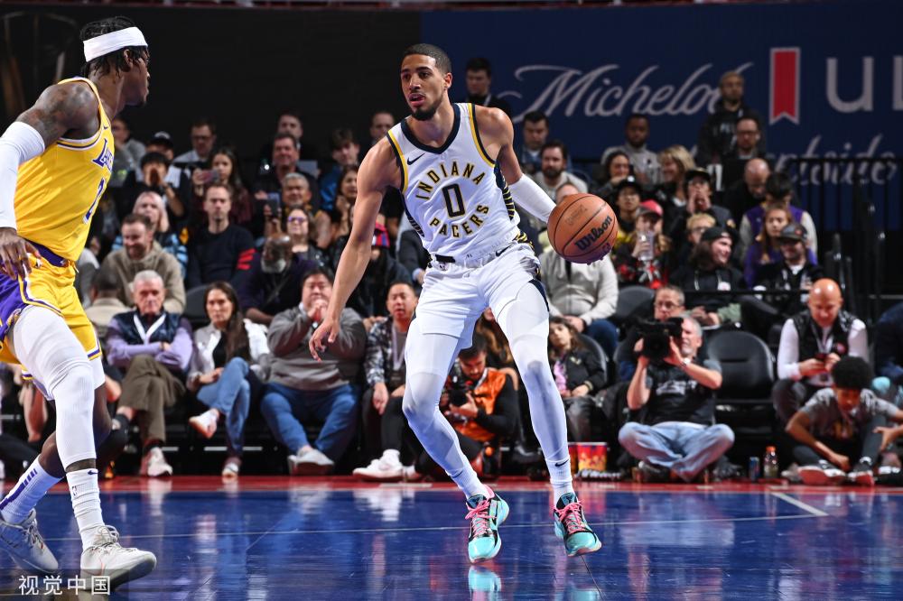 这背后暗示 这背后暗示